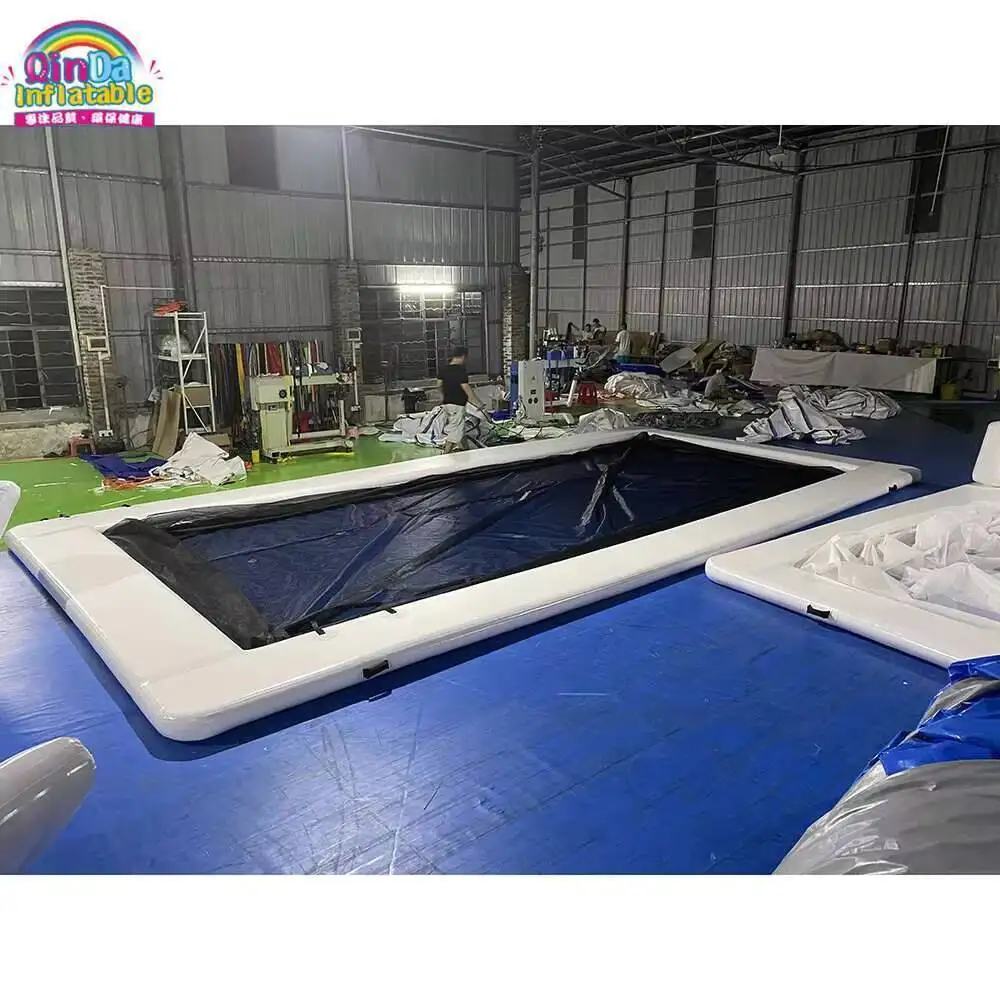 Yacht schwimmendes aufblasbares Wasserboot-Pool, aufblasbares Meeresschwimmbecken mit Netz