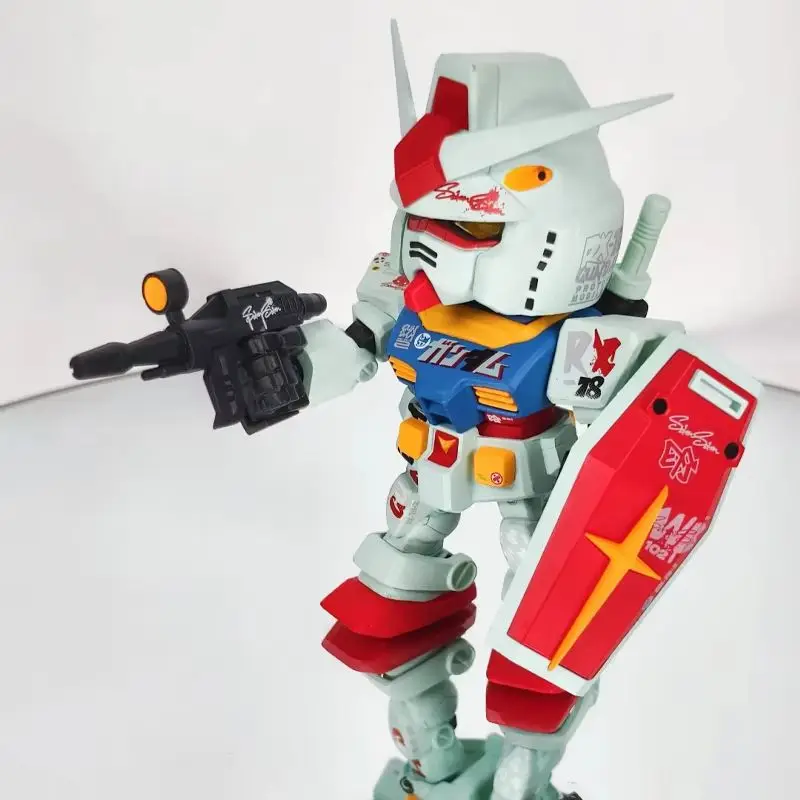 

Оригинальная глухая коробка Bandai Gundam Qmsv, специальная игрушка на 5-летие Mystery Box Rx-78-2, Zaku Freedom Xxxg-00w0, экшн-фигурка, игрушки