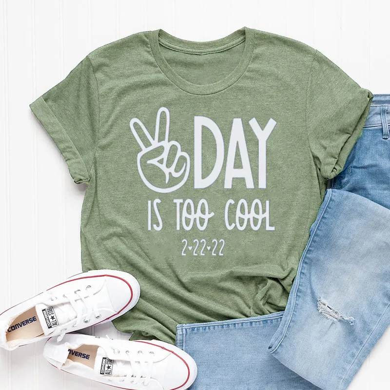 Happy Twosday Shirt, Tuesday February 22nd 2022 Funny Twosday 22222 Numbers Tuesday 2-22-22 Twos-day Happy Cool Day 100% cotton