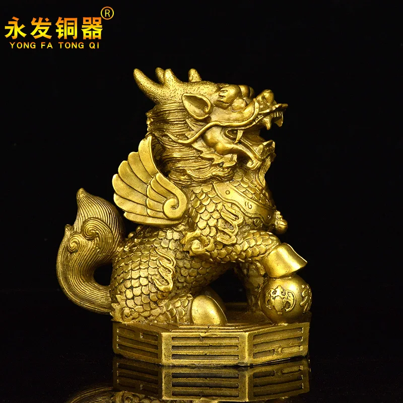 A pair of brass Qilin figurines Copper Kirin Gossip Qilin handicrafts, gifts, and home decor pieces