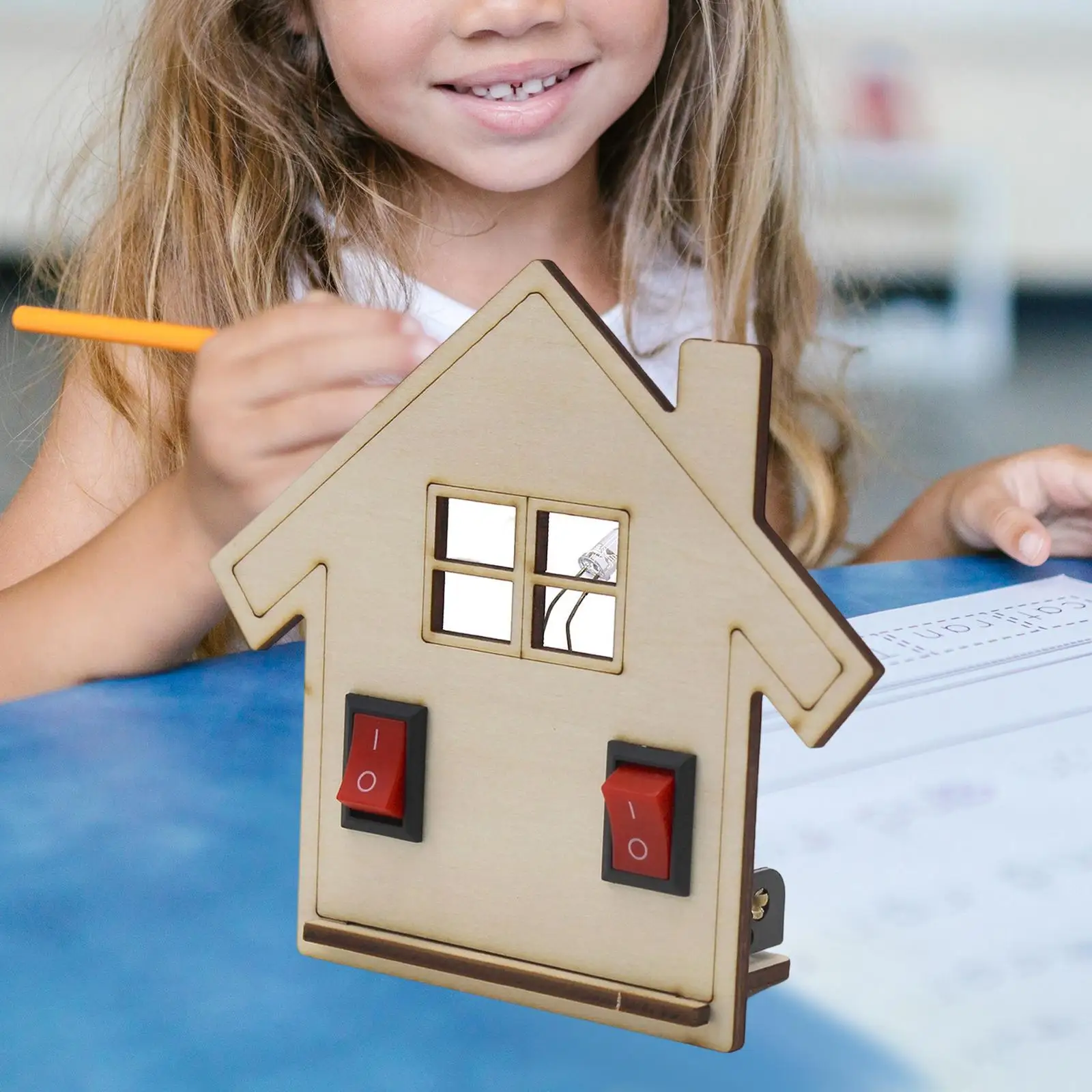 แบบจำลองการทดลองควบคุมสองตัว วิทยาศาสตร์ฟิสิกส์พื้นฐานสำหรับเด็ก โรงเรียนประถมศึกษา