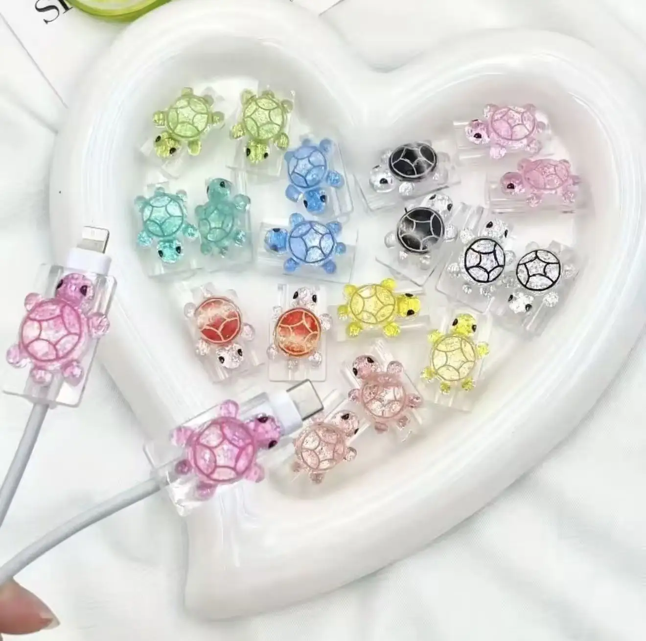 Cute Cartoon Turtle Cable Bite Saver For iPhone 18 17 16 15 Type C USB Charger Cord Anti-Break Wire Protective Winder Clip Cover