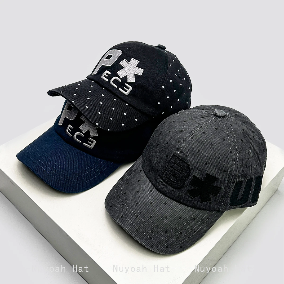 

New Men Women Korean Polka Dot Embroidered Letters Baseball Hats Sunshade Personal Versatile Street Peaked Caps Fashion Retro