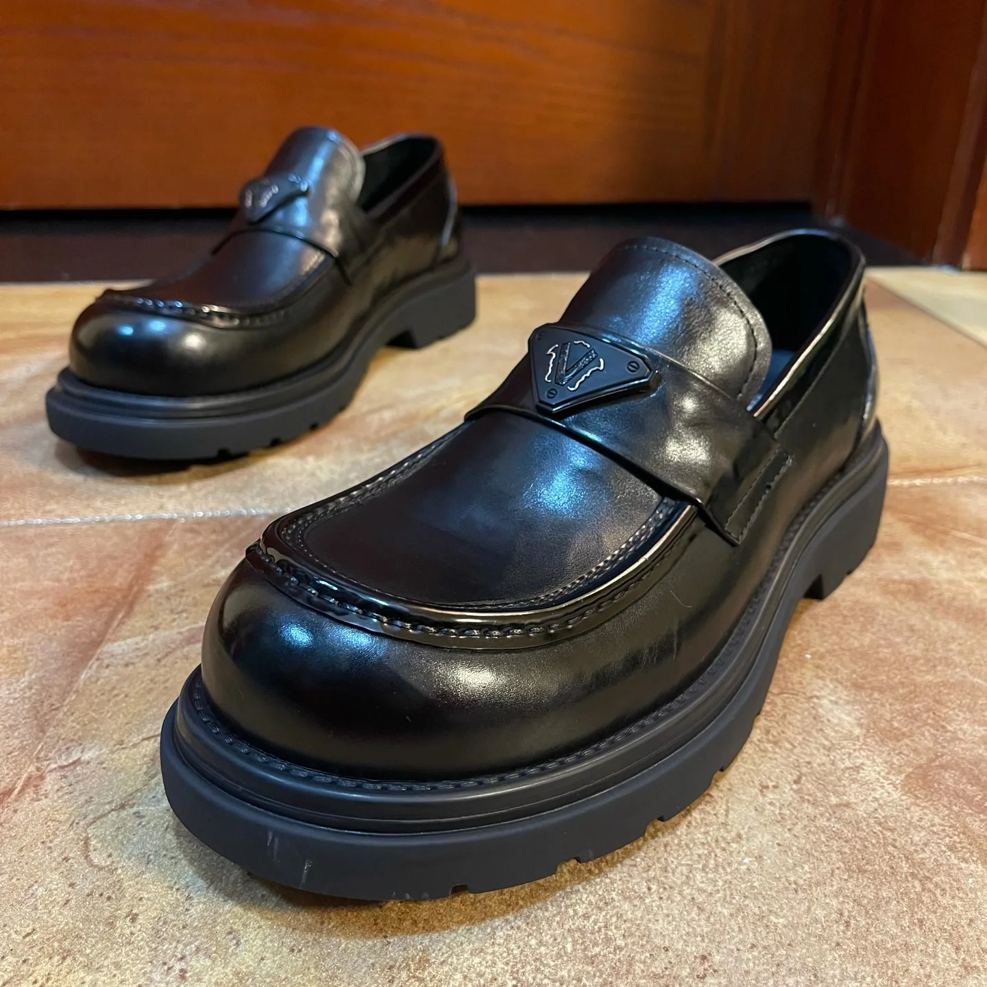 Business Loafers For Men Genuine Leather Slip-On Soft Sole Business Casual Shoes Cow Leather Fashion Brand Office Footwear