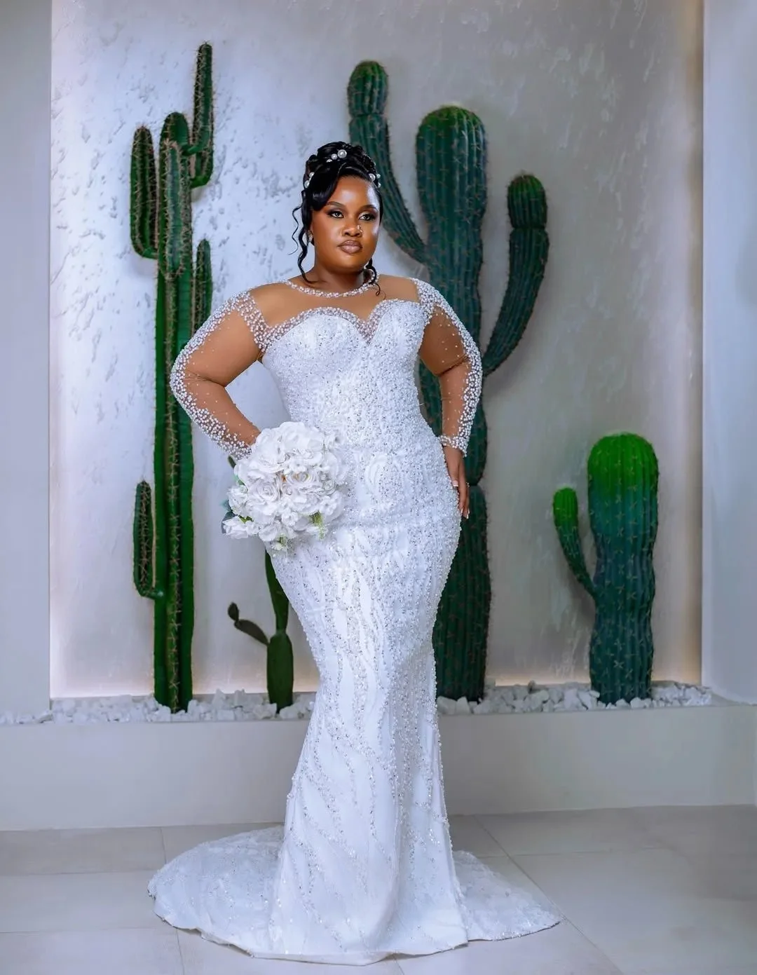 Suknie ślubne syreny na zamówienie, przezroczyste iluzje, długie rękawy, aplikacje, koraliki, koronka, suknia ślubna.