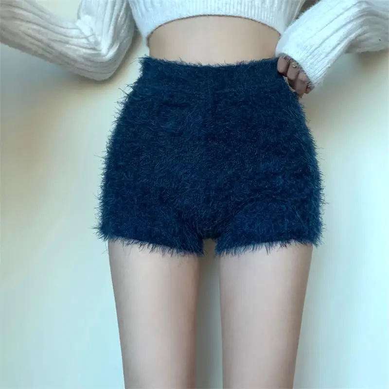 Autumn New Fashion Comfortable Bottoming Shorts Solid Color High Waist Knitted Plush Shorts Women\'s Short Pants