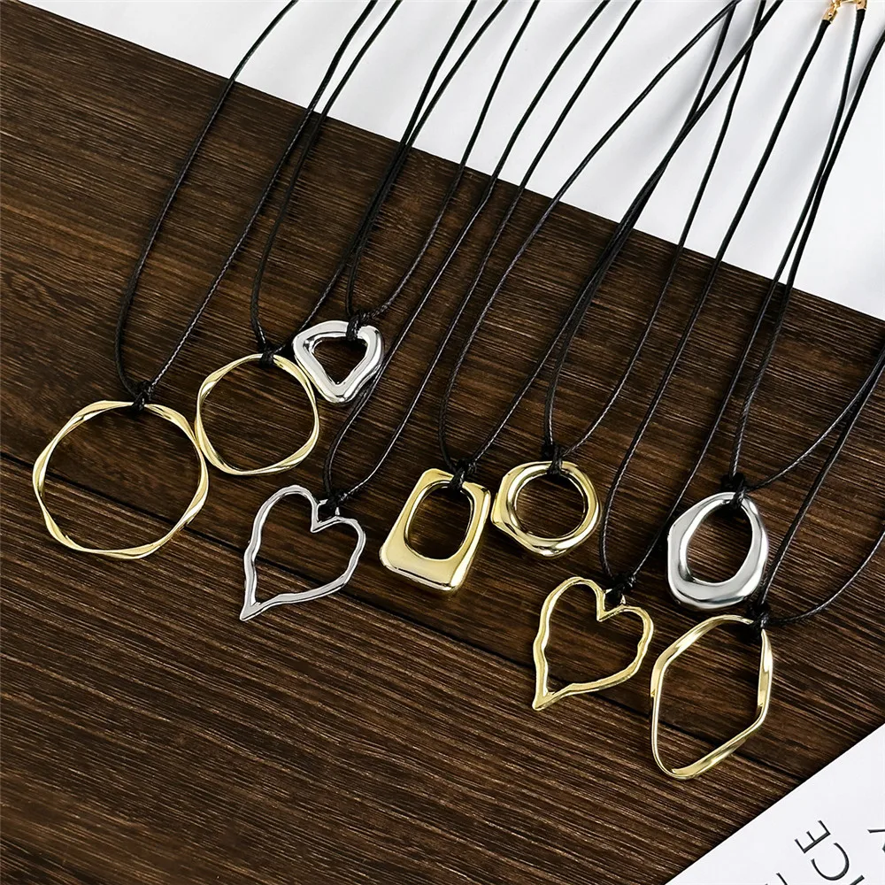 Punk Large Abstract Heart Pendant Necklace for Women Egirl Trendy Simple Irregular Geometry Leather Necklace Y2K Harajuku Jewelr