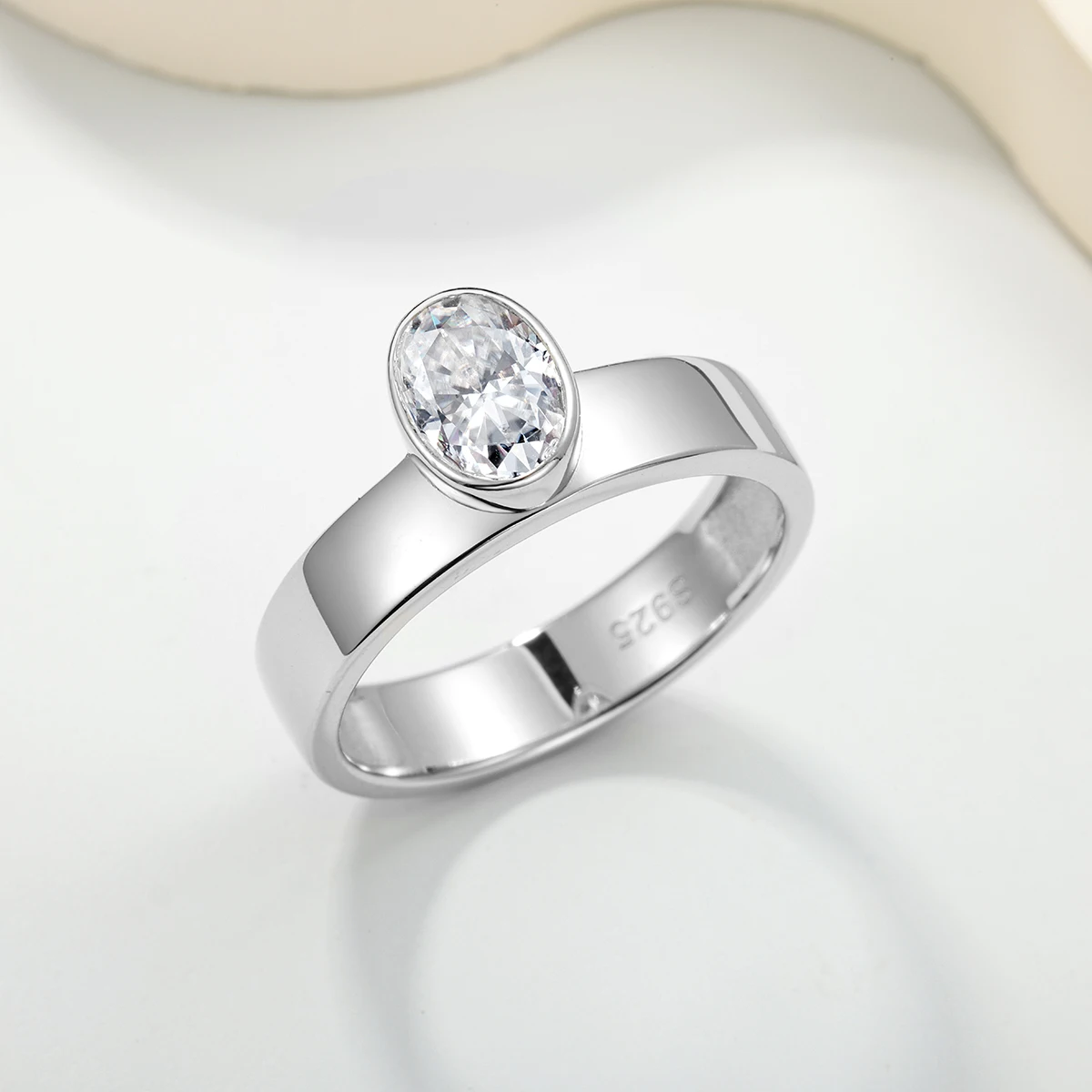 S925 sterling silver plated with 18K white gold and set oval moissanite diamond minimalist Instagram-style ring