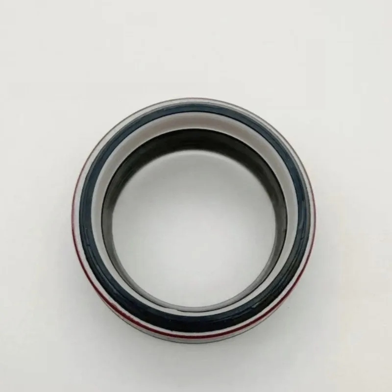 3926126 Suitable for Cummins 6CT Construction Machinery Engine Components Crankshaft Rear Oil Seal