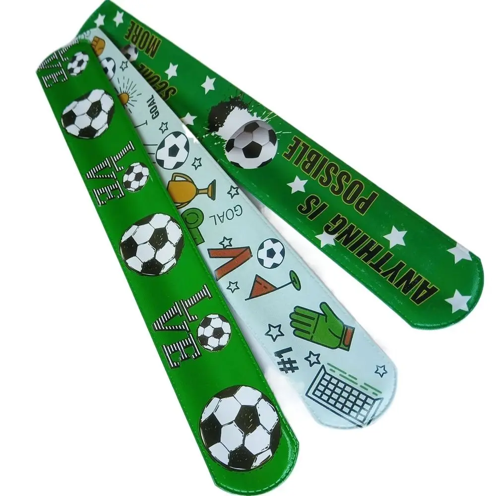 12 Stuks Handring Voetbal Papa Cirkel Decoratie Snap Wrap Kind Slap Band Armband Gunst Voetbal Klap Cirkel Voetbalfans