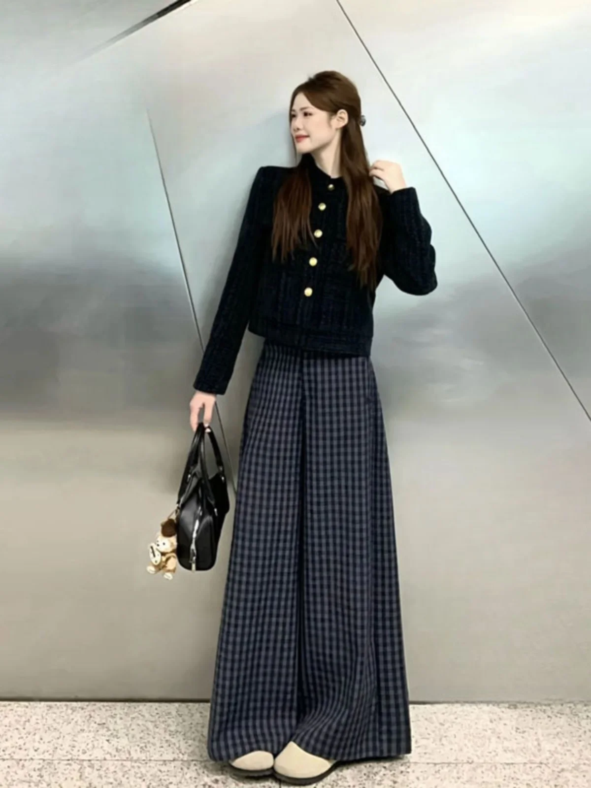 

Fashionable Two-Piece Set Elegant Dark Blue Small Fragrance Style Jacket Wide Leg Pants High-End Feel Spring Clothing Ensemble