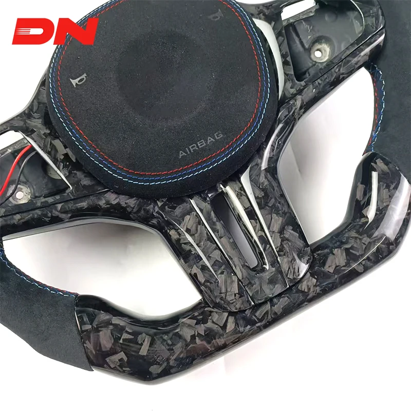 عجلة قيادة جلدية مخصصة من ألياف الكربون LED رياضية لسيارات BMW G20 G30 F30 F10 3 Series 5 Series X5 X6 بما في ذلك M5 X6 M5