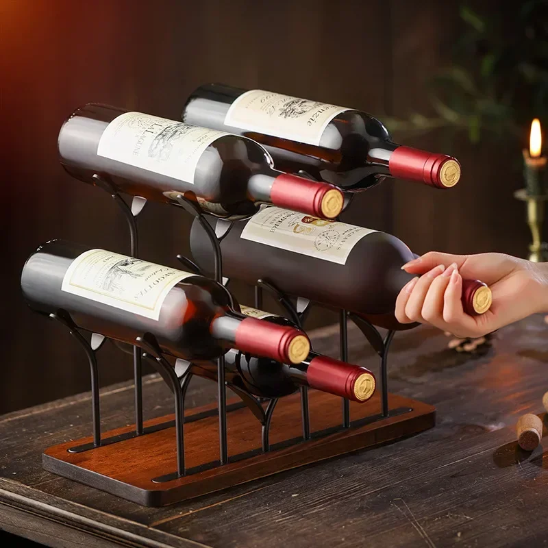 Home wine rack 4 bottles 4 cups high and low staggered wine rack red wine glass red wine rack G-shaped cup hanging