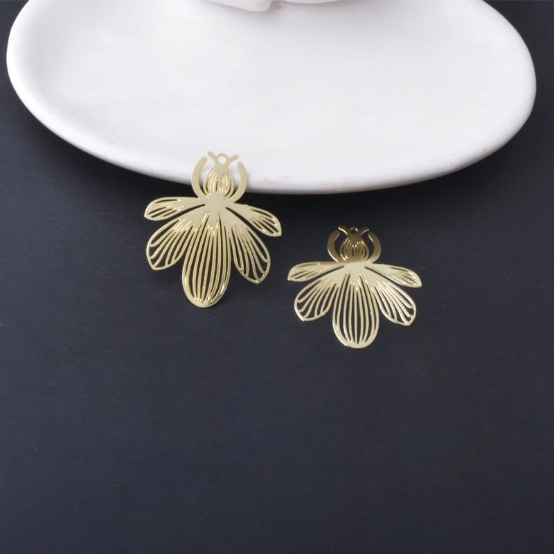 20 Stück AB9574 Schmuck aus 14k Gold, ausgehöhlte Bienen-Anhänger, bemalte Honigbiene, Tieranhänger, DIY-Zubehör für Damenohrringe und Halsketten – Detail 7