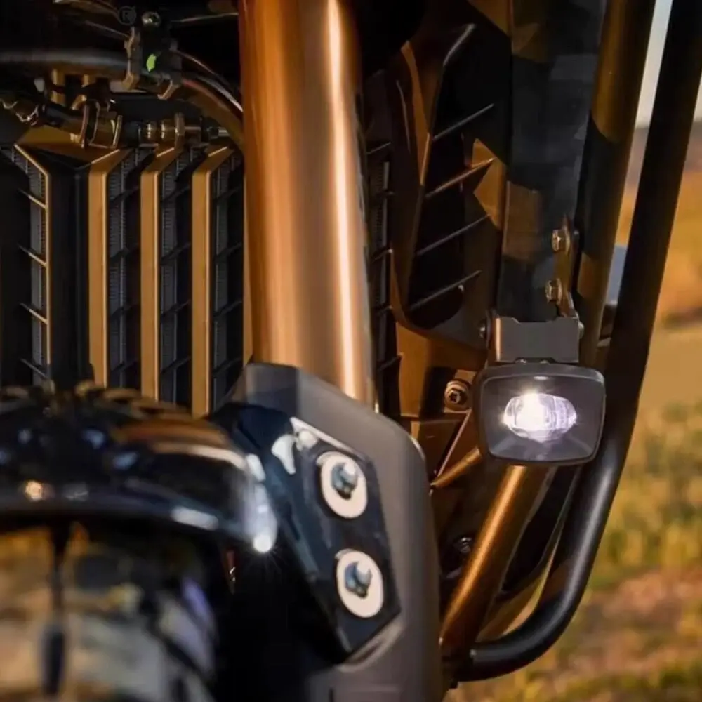 

For 2025 YAMAHA Tenere 700 Modified Fog Lamp Auxiliary Light Bracket, Front Guard Rod Spotlight Protection