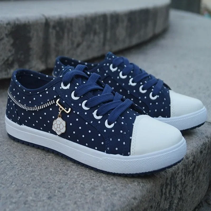 Women\'s Hollow Denim Mesh Shoes Woman Flat Casual Shoes Breathable Cloth Shoes Student кроссовки женские Scarpe Donna