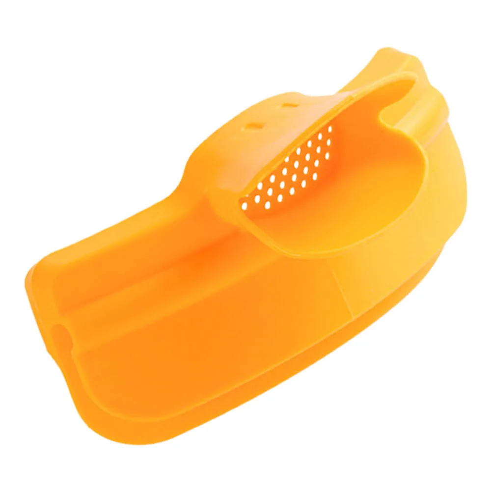 

Silicone Soup Pour Pot Edge Drainer Funnel Kitchen Gadget Strainer Casserole Tool Anti Spill Practical Bright Color