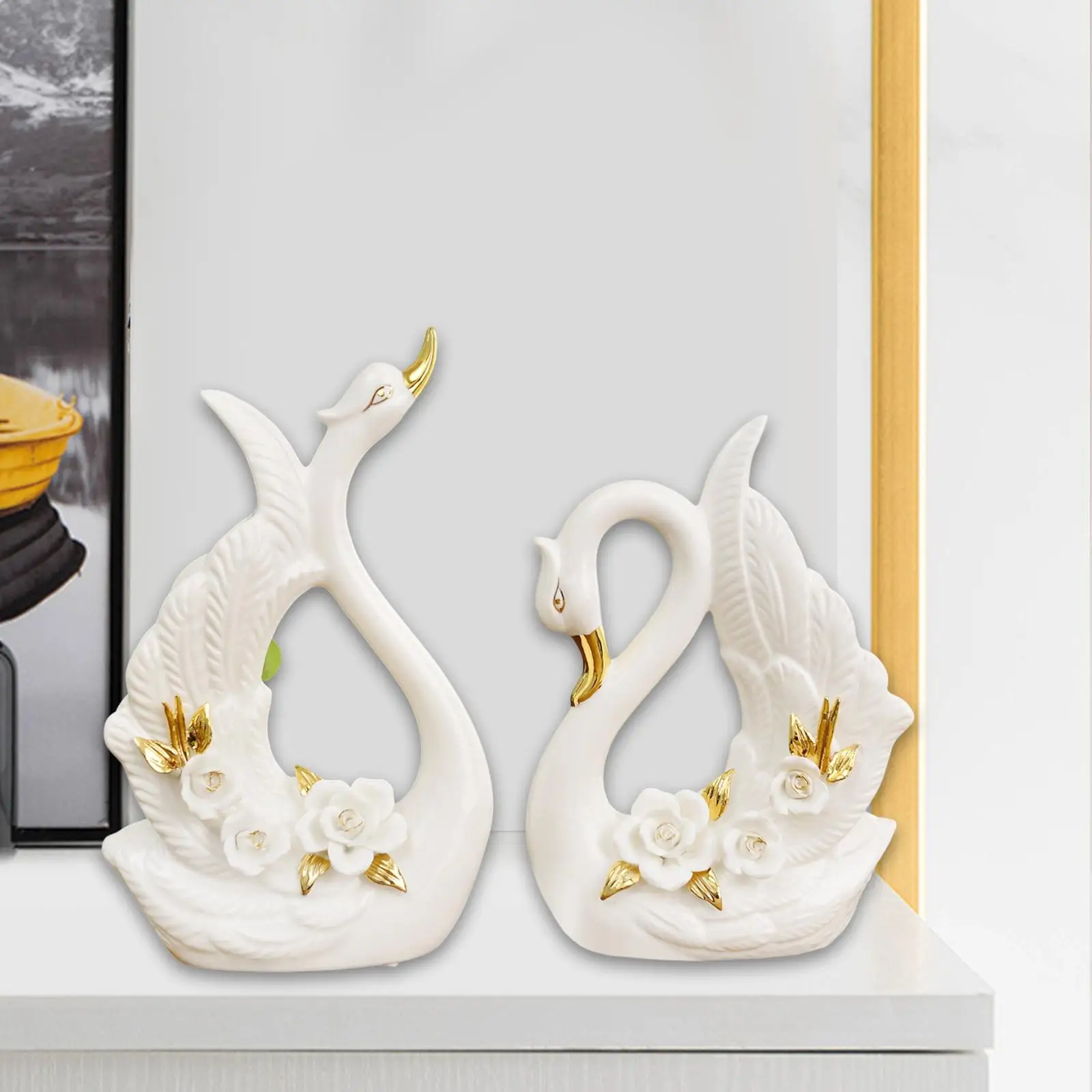 

2 Pieces Swan Figurine Desktop Ornament for Office Table Centerpiece Shelf