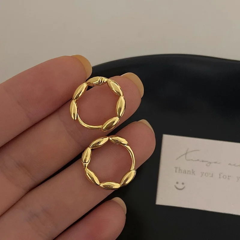 1 Par de Pendientes de Aro Pequeños con Diseño de Cuentas de Arroz de Bambú para Hombre y Mujer, Acero Inoxidable, Multi Estilo, Sin Decoloración, Joyería Punk Gótica Pop