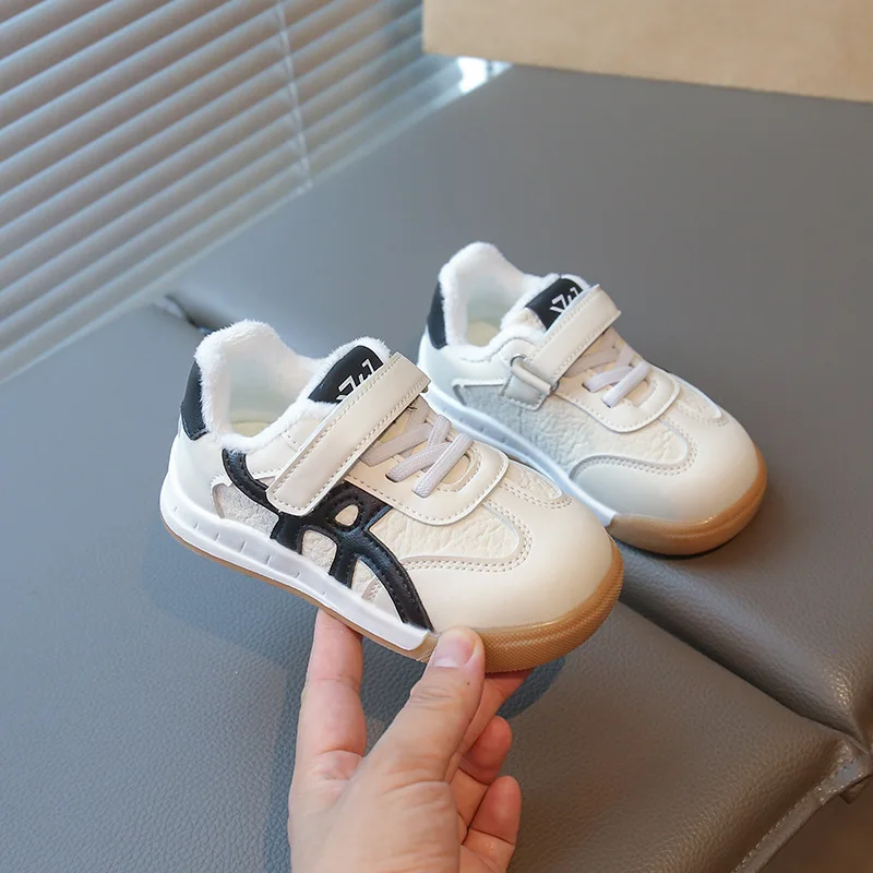 Patchwork PU Kinder Turnschuhe Kurze Plüsch Haken Schleife Sport Schuhe Für Jungen Mädchen Winter Warme Weiche Kleinkind Kinder Casual Schuhe