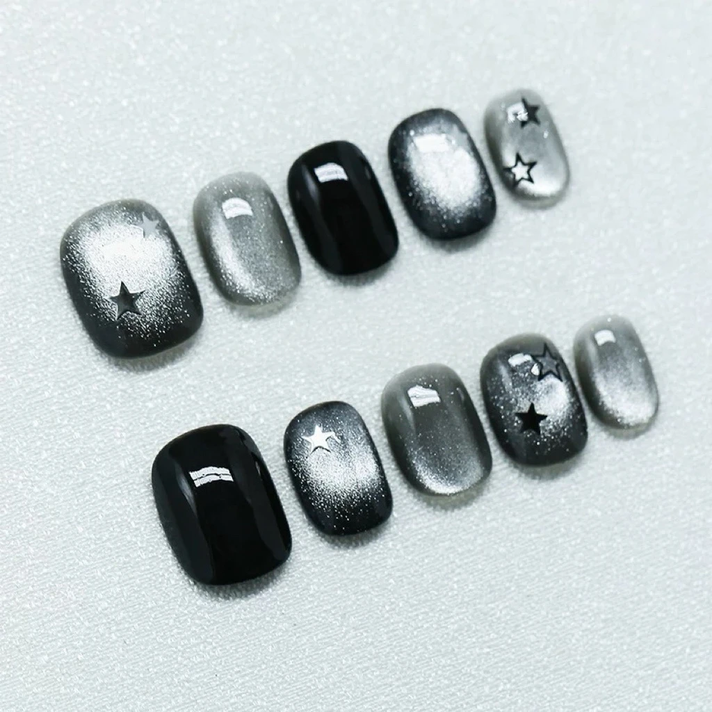 

Cute short black flash cat eye star nail art, sweet and cool handmade nail art, reusable high-quality nail art