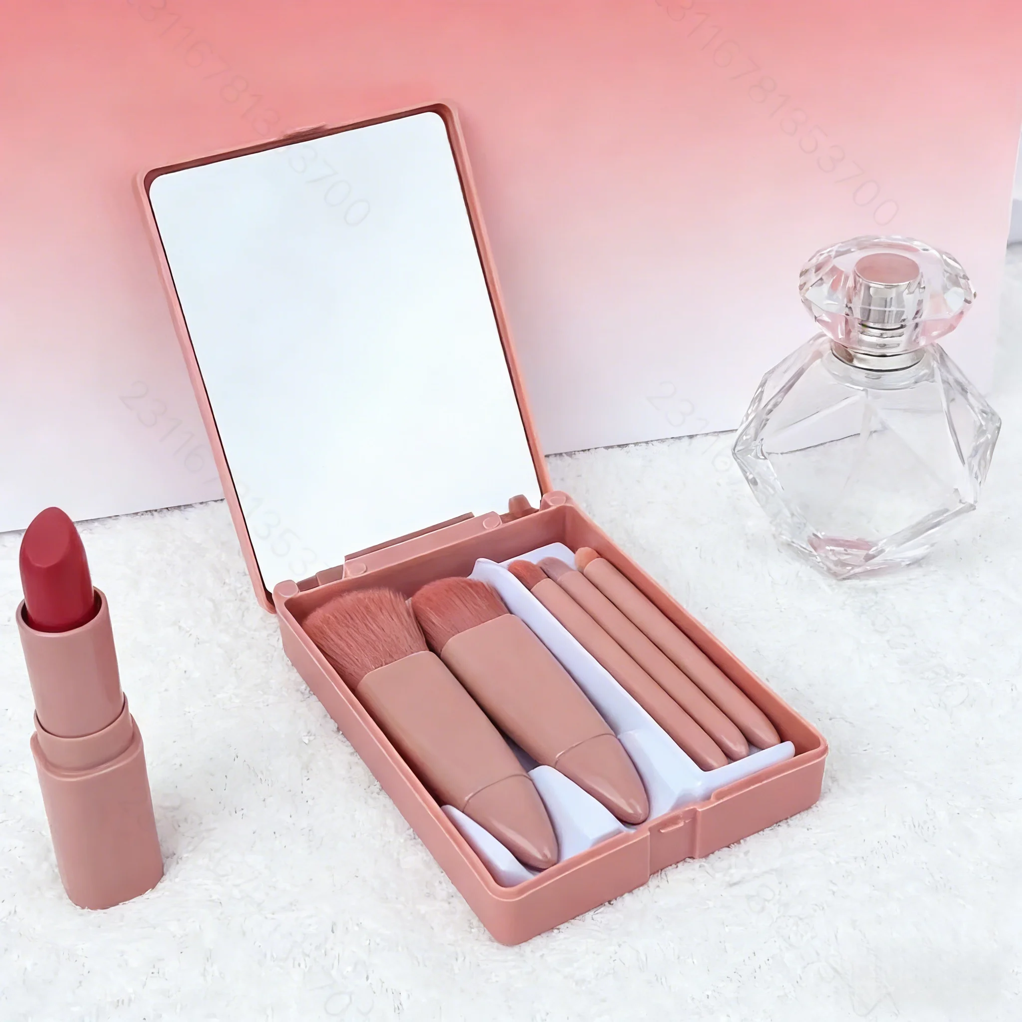 

Набор из 1 мягкой розовой кисти для макияжа с зеркальным футляром для хранения – полная коллекция для нанесения макияжа в дороге