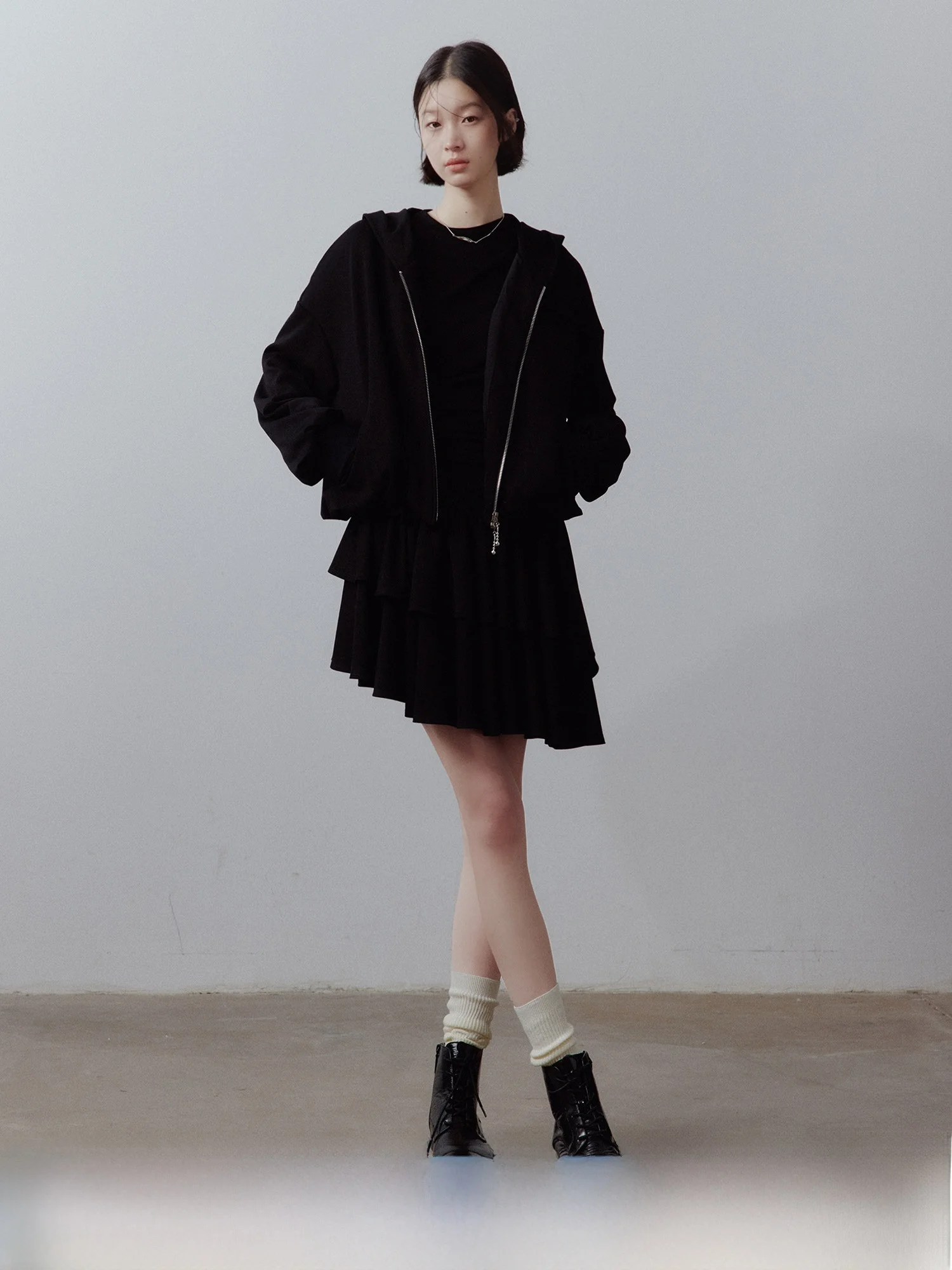 

Худи Fussed Urban Collection Pure Bla Bubble: мягкий, свободный крой, длинный рукав, на молнии, для студентов