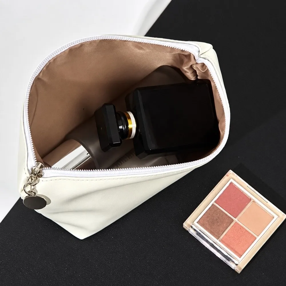 Soft White Cosmetic Bags PU Leather Top-Handle Design Travel Makeup Bags Korean Style Waterproof Washing Bags