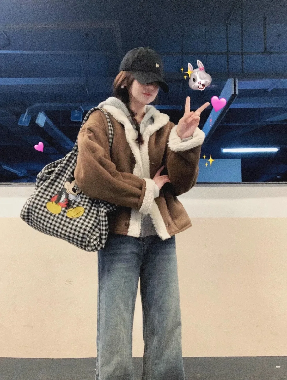 

Женская утепленная хлопковая куртка с вставками из овечьего вельвета и меха, зимняя верхняя одежда с длинными рукавами, стандартный крой