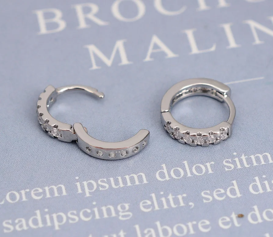 Rainbow CZ Huggies Hoop Earrings Girl Tiny Rings Cartilage Small Helix Piercing Tragus Conch Earlobe Circle Men Hoops Arete
