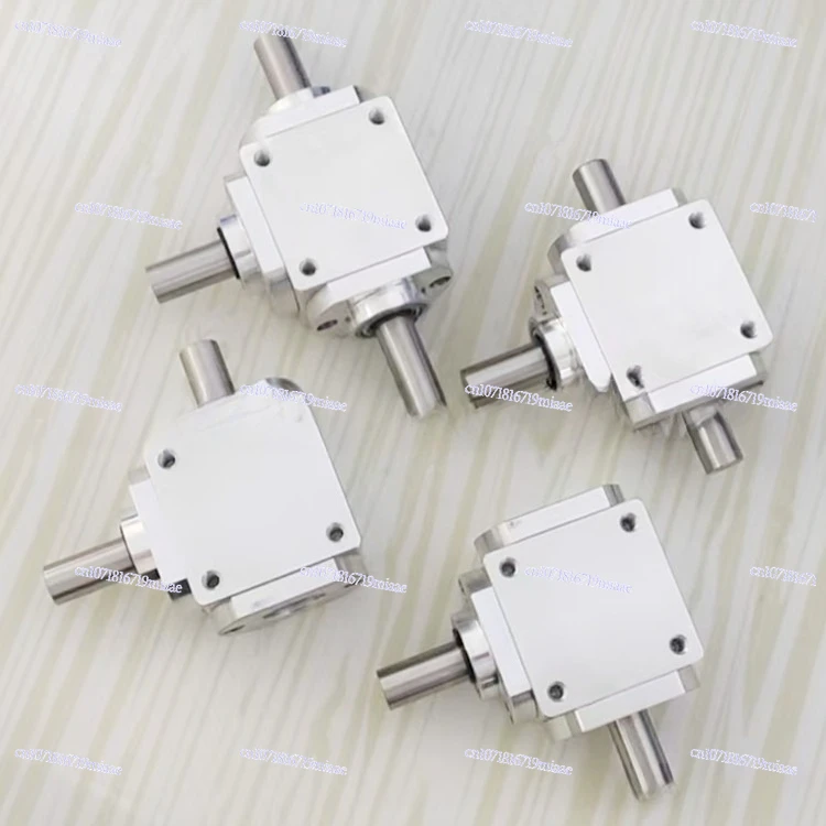 Small 1:1T type cross commutator shaft diameter 10 right angle transmission gearbox bevel gear reduction gearbox rotation
