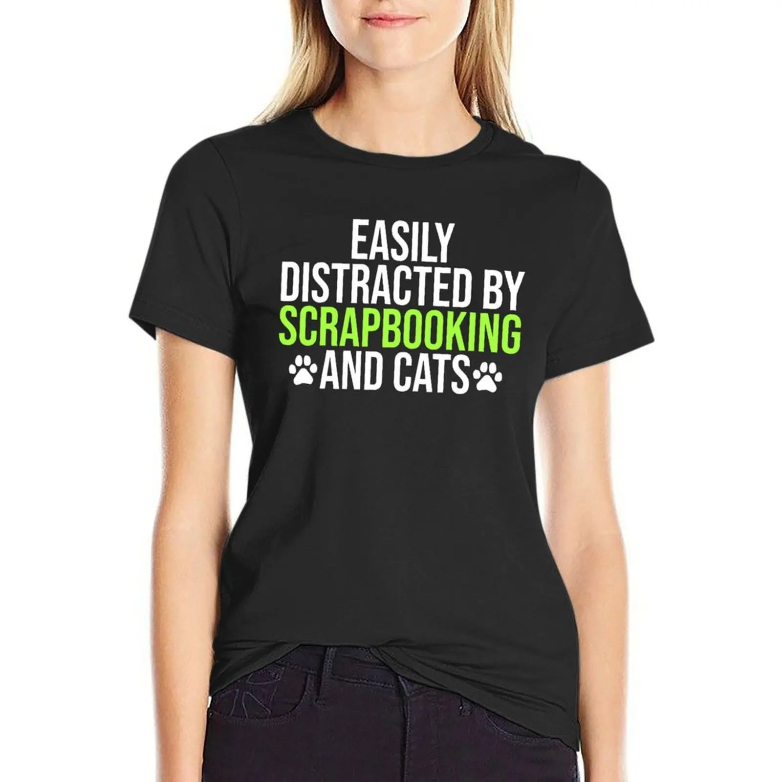 Easily Distracted by Scrapbooking and Cats Scrapbooking Hobby for Cats Lovers T-Shirt aesthetic clothes T-shirt Women