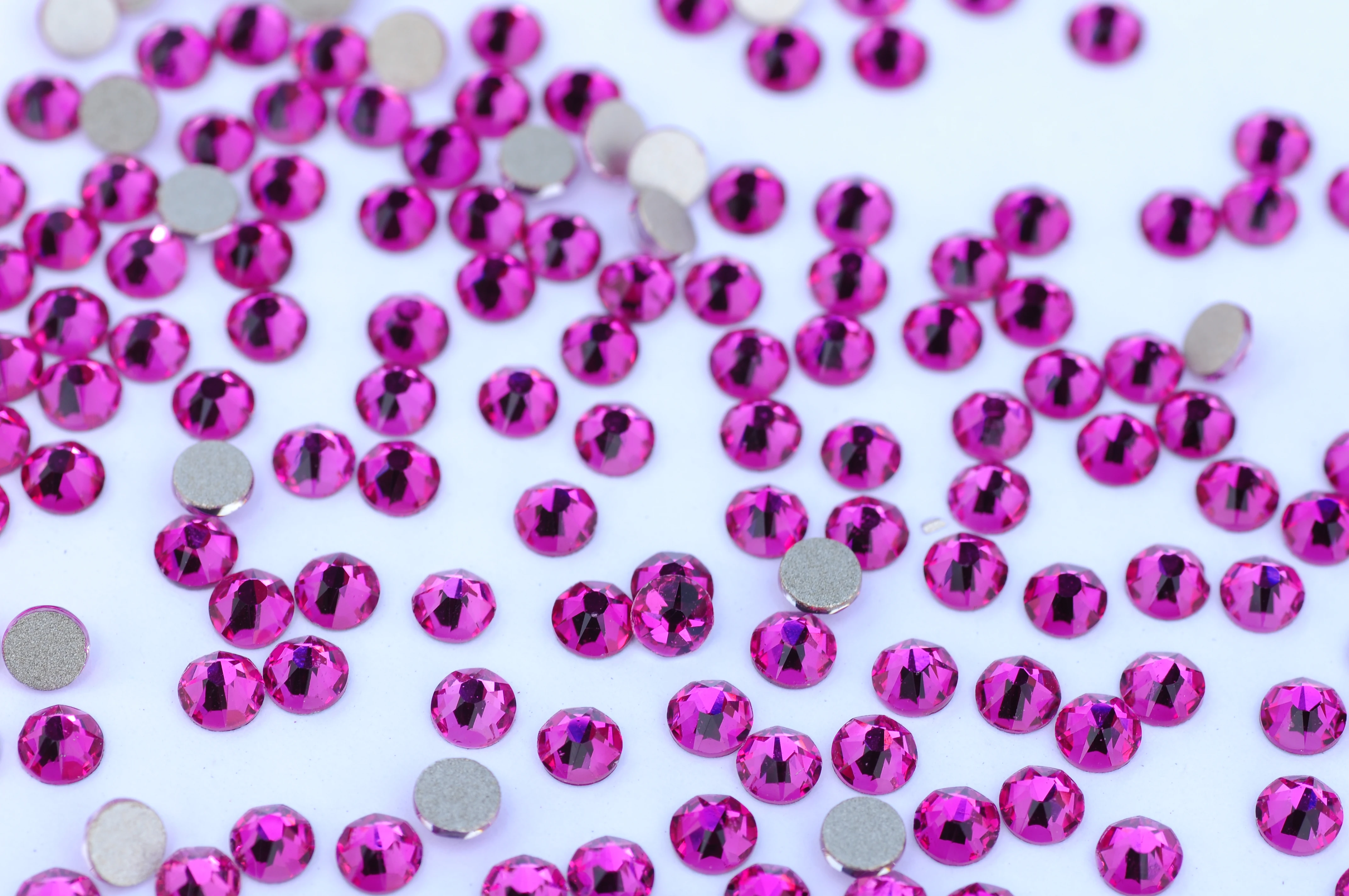 Strass fuchsia 16 facettes à d - Nail Art Fuchsia avis et prix