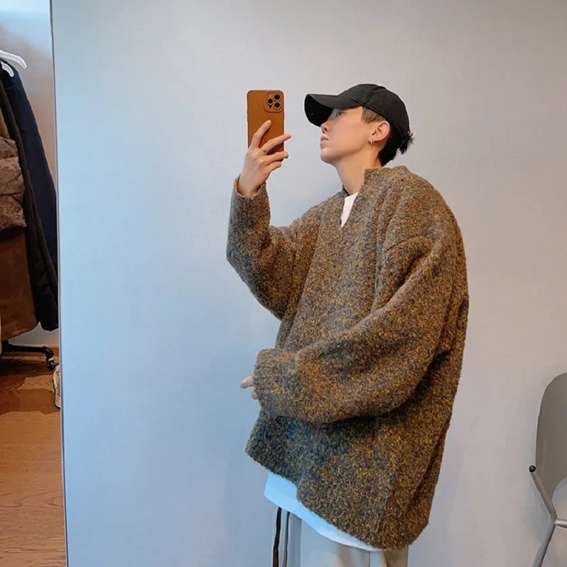 Spring Fall New Retro Everything Lazy Loose Big Version Of Christmas Moss Green V-Neck Drop Shoulder Sweater Men Fashion Casual