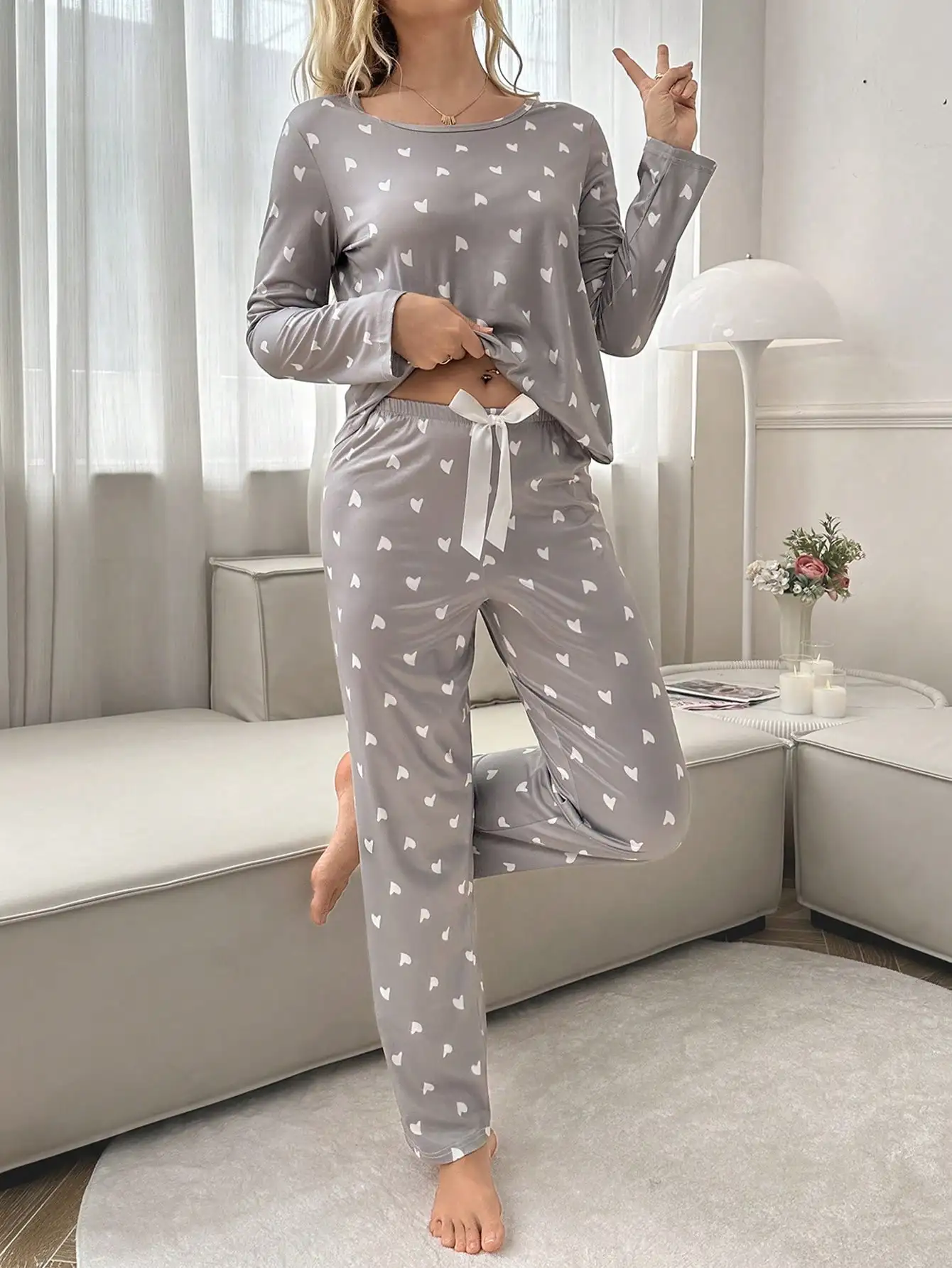 Women\'s pyjamas set Love Print casual comfort Milk silk round neck long sleeve T-shirt top and trousers