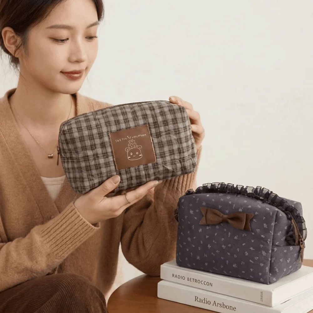 Vintage Large Capacity Lace Trim Makeup Bag Plaid Cartoon Cosmetic Storage Bag Checkered Zipper Pencil Case Stationery