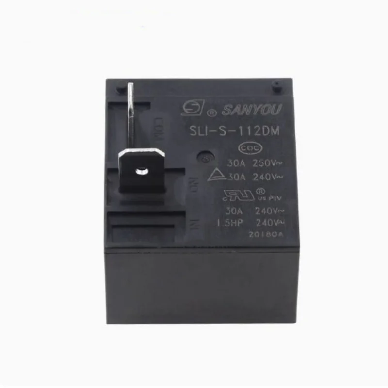 

Реле SLI-S-112DM SLI-S-124DM 1 от DIP4 30A 250 В HF2160-1A-12DE T93 Новое и оригинальное 5 шт./шт.