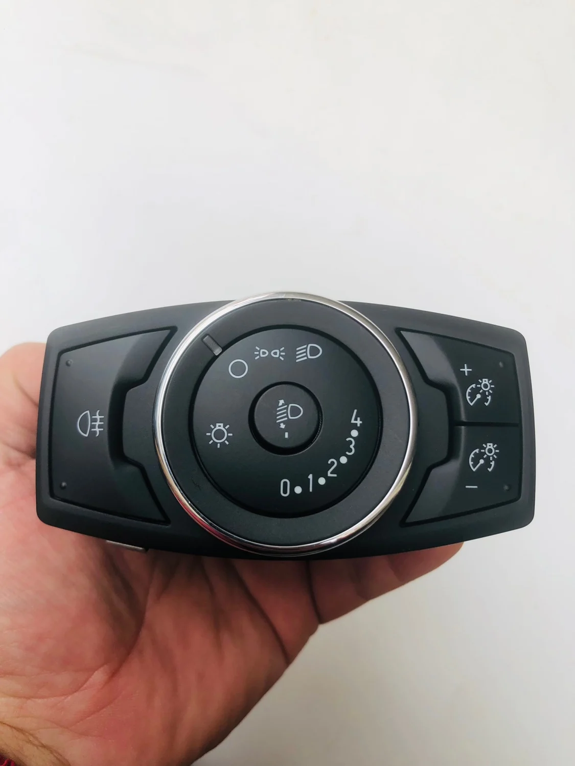 

For Ford EcoSport Headlight Switch Front Fog Light Button Automatic Headlight Instrument Panel Adjustment Switch