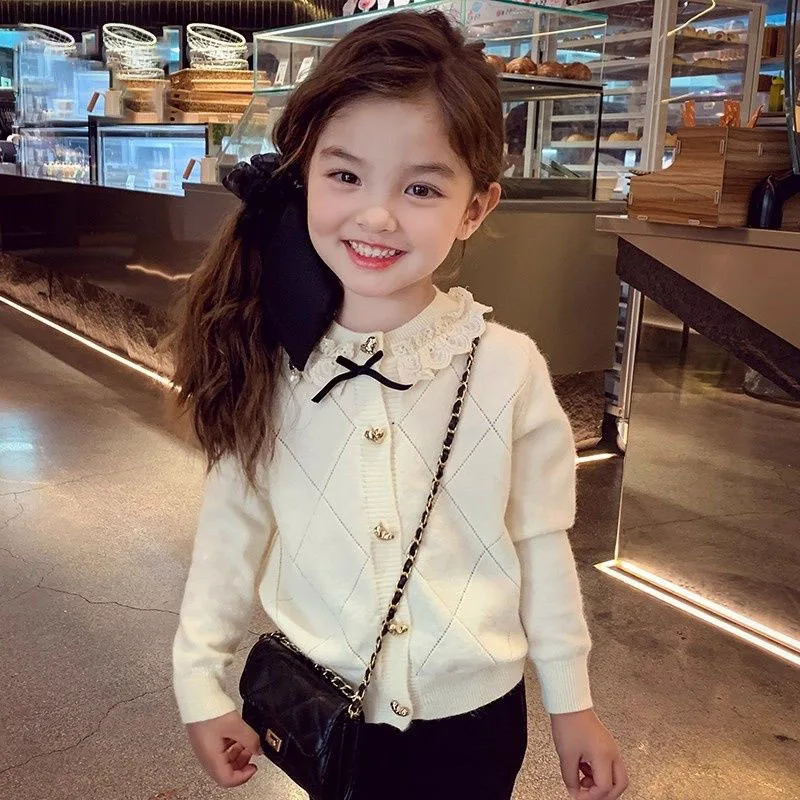 Girls’ New Year’s Sweater, New Autumn-Winter Fashionable Children’s Wool Blend Little Girl’s Chic Knitted Cardigan 2 Girls' New Year's Sweater, New Autumn-Winter Fashionable Children's Wool Blend Little Girl's Chic Knitted Cardigan 2