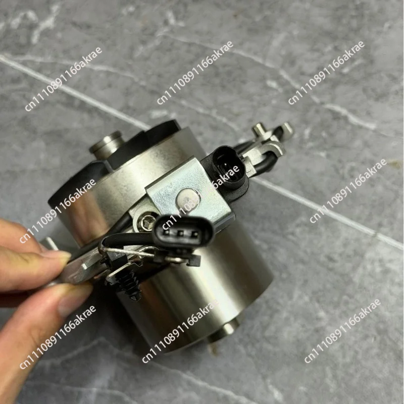 for LR123906 LR161571 LR113049 JDE40052 JDE40482 electronic water pumps