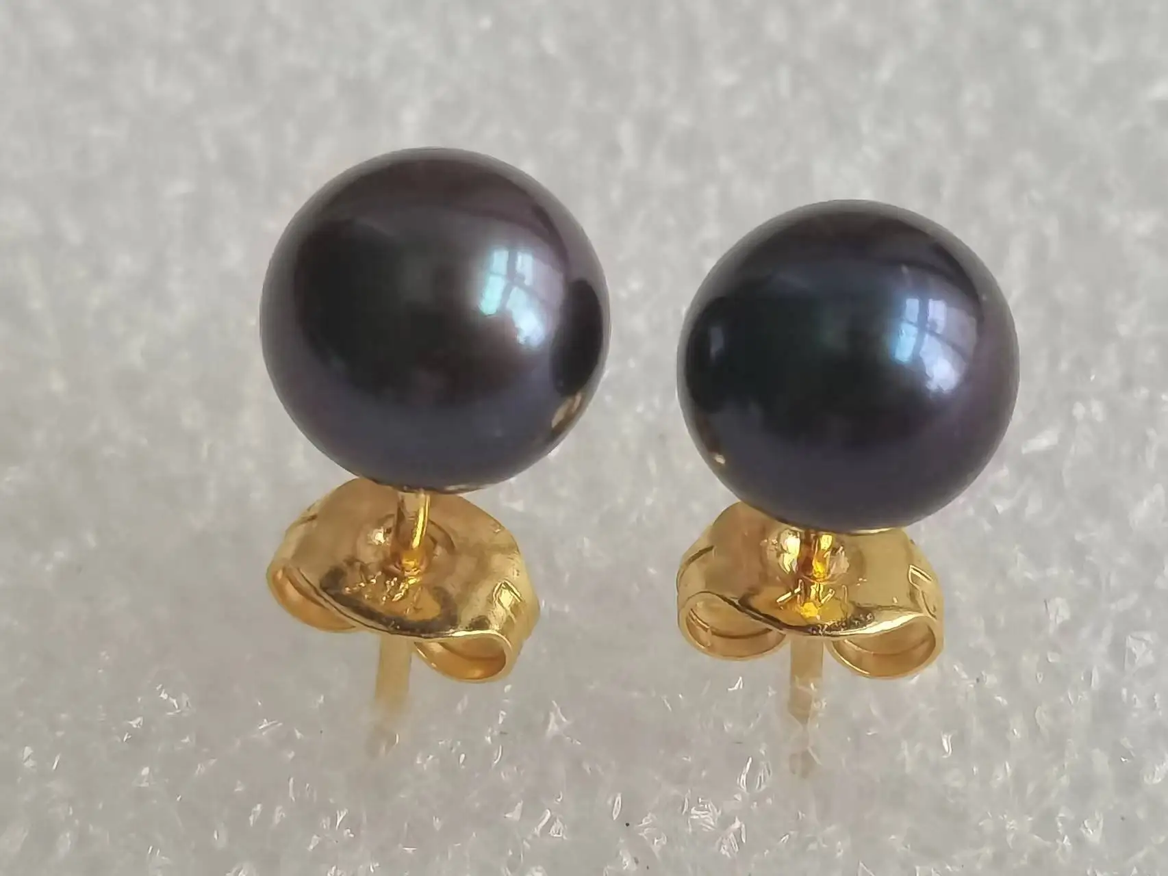 Amazing AAAAA 7.5-8mm Natural Tahaitian China Black Pearl Earrings 14k+box