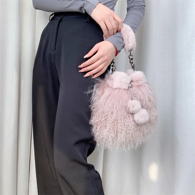 Winter Women\'s New Fur Handbag Beach Wool Splicing Rabbit Hair Bucket Bag Large Capacity Solid Color Design Plush Bag