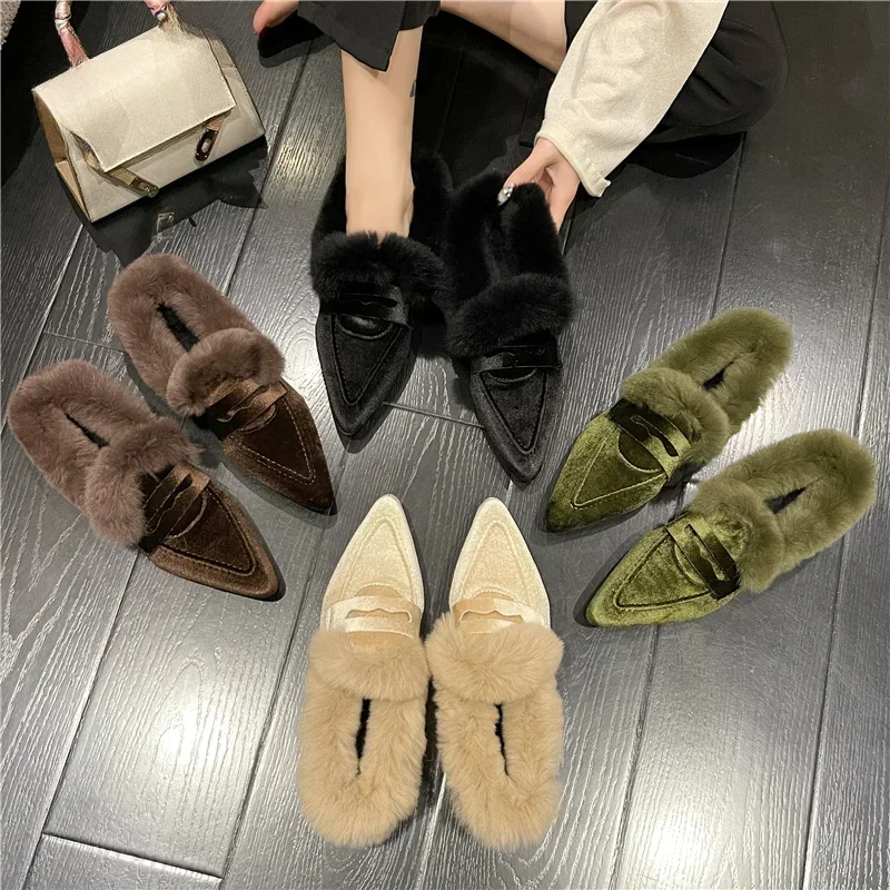 Fur Women Flats Cotton Boots Pointed Toe Suede Warm Shoes Designer Snow Boots Short Plush Walking Sexy Lady Shoes