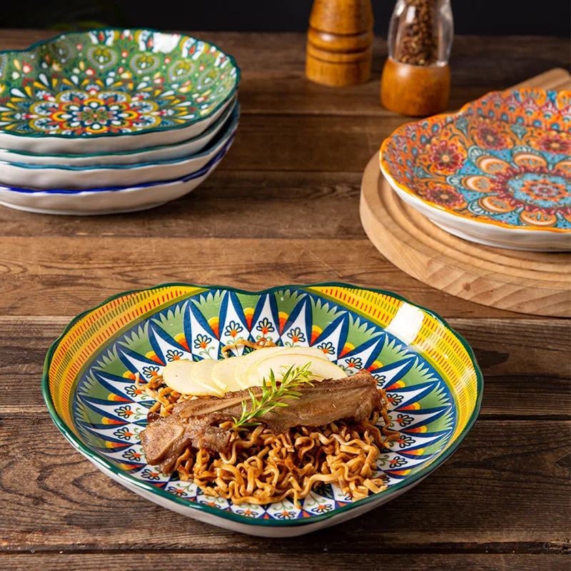 

Керамические тарелки Овощные тарелки Высокоуровневые тарелки для завтрака Изысканная обеденная тарелка в форме сердца Тарелка для макарон в стиле вестерн