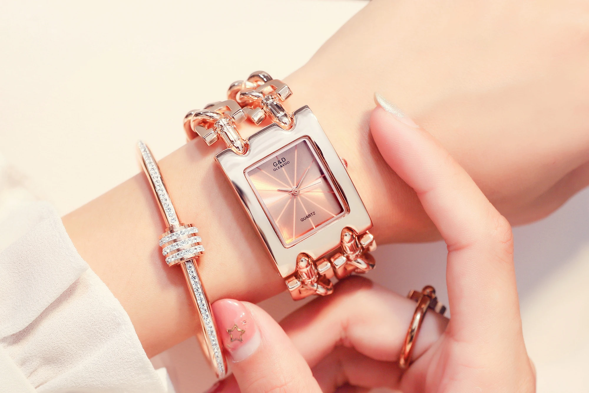 G&D Ladies Diamond Watch Quartz Rectangle Dial Bracelet Clock Relogio Feminino Luxury Rhinestone Women\'s Clock Horloges Vrouwen