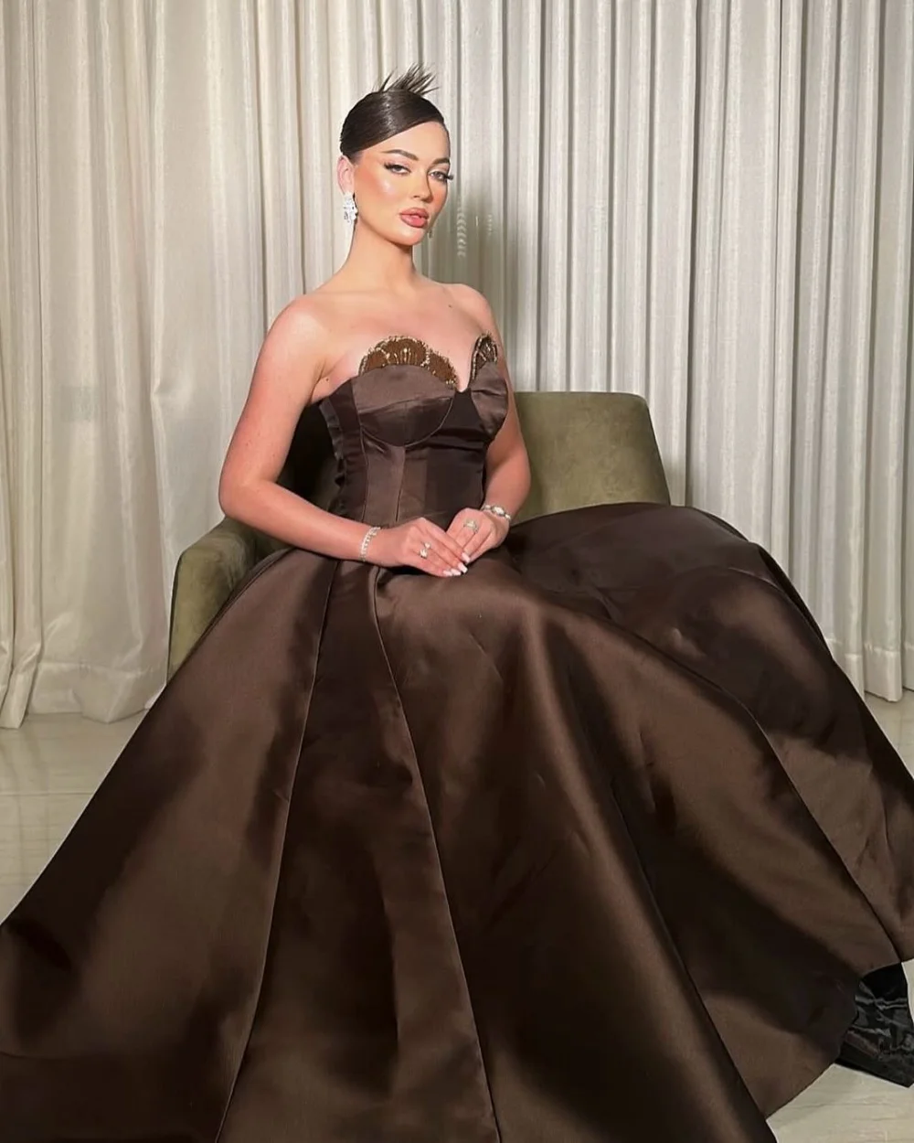

Customized Matching Fashion Charmeuse Beading Pleat A-line Strapless Long Dresses Bespoke Occasion Dresses Sizes Available Retro