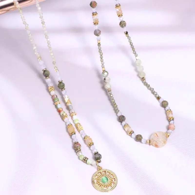 قلادة صغيرة من الحجر الطبيعي للنساء مكدسة بسلسلة الترقوة العصرية للفتيات الصغيرات