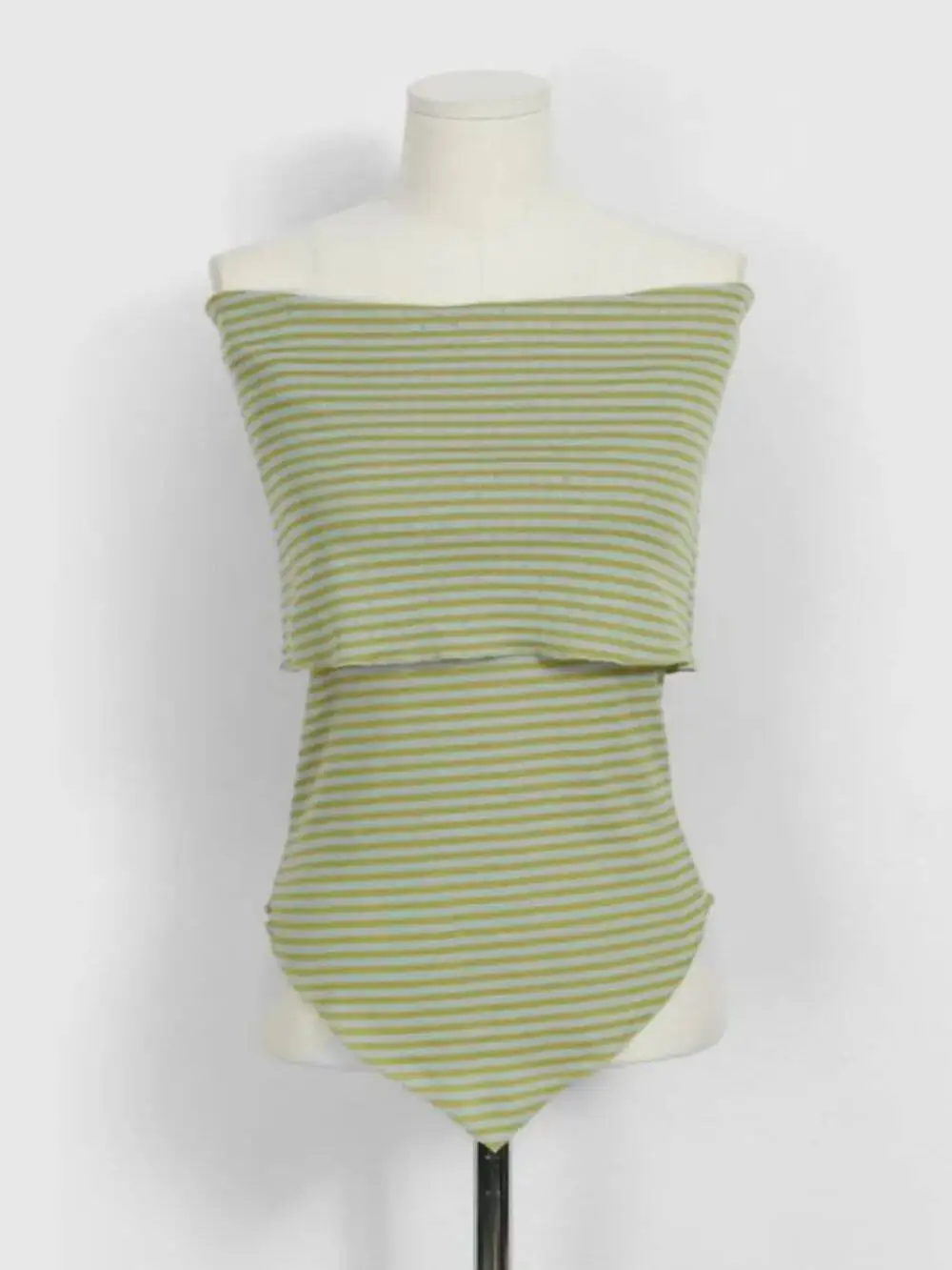 ฤดูร้อนเกาหลีElegant Stripe Spice Girls Blusas SlashคอStraplessส่วนบุคคลปิดไหล่Top Slimอินเทรนด์Modaเสื้อ