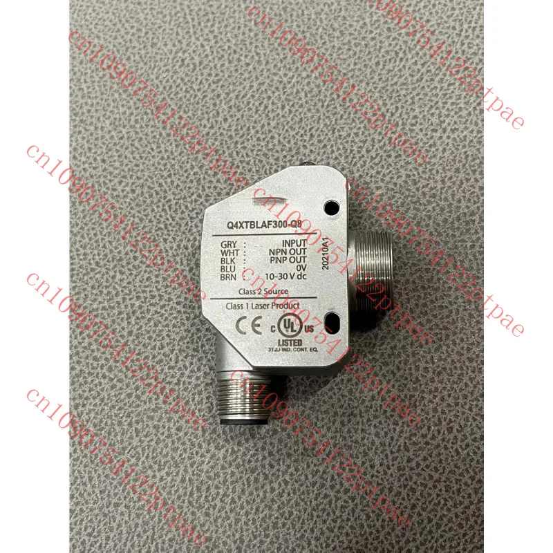 لراية Q4XTBLAF300-Q8 تتراوح استشعار الإزاحة الجانب ثقب آلة الليزر التحقيق الاستشعار