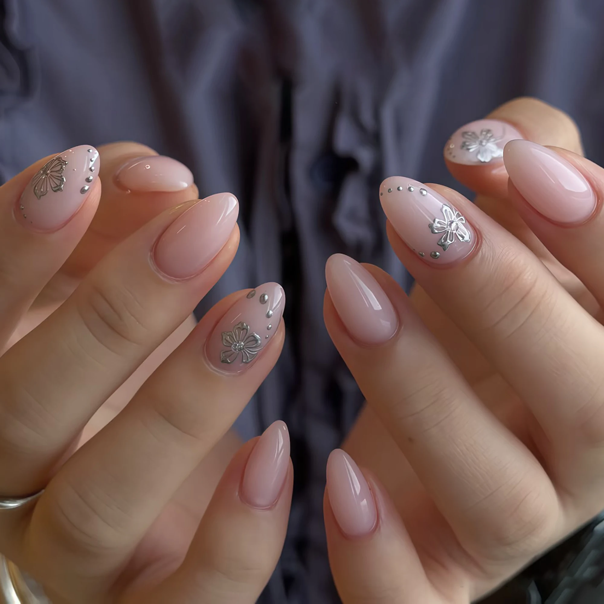 24-piece medium almond press-on nails, nude base with silver 3D flower full-coverage nail patches, glitter nude nail tips, suita